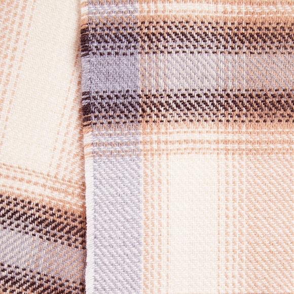 SALE 🎁 Modcloth Plaid Preferred Scarf - Picture 5 of 5